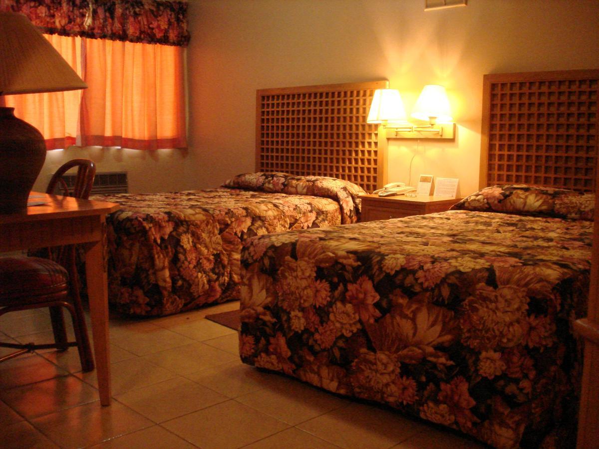 Hotel El Dorado Sabinas Exteriér fotografie